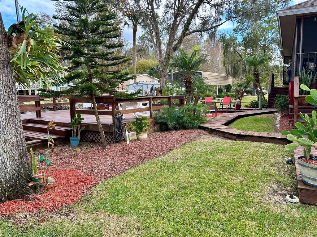 55730 Holiday Circle Astor FL 32102