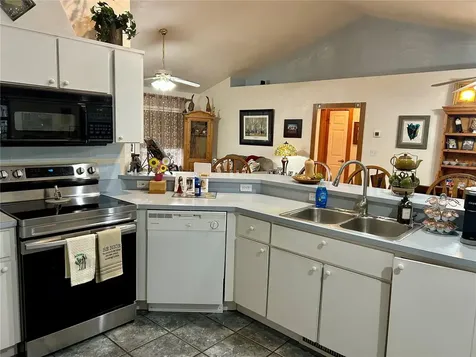 55730 Holiday Circle Astor FL 32102