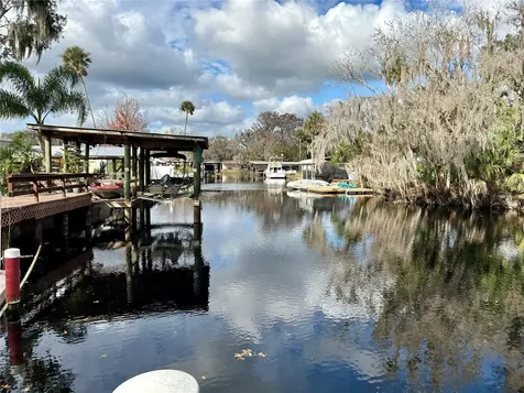 55730 Holiday Circle Astor FL 32102