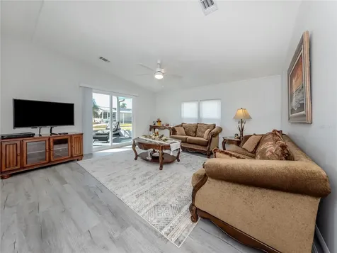 270 Captains Court North Port FL 34287