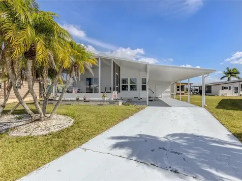 270 Captains Court North Port FL 34287