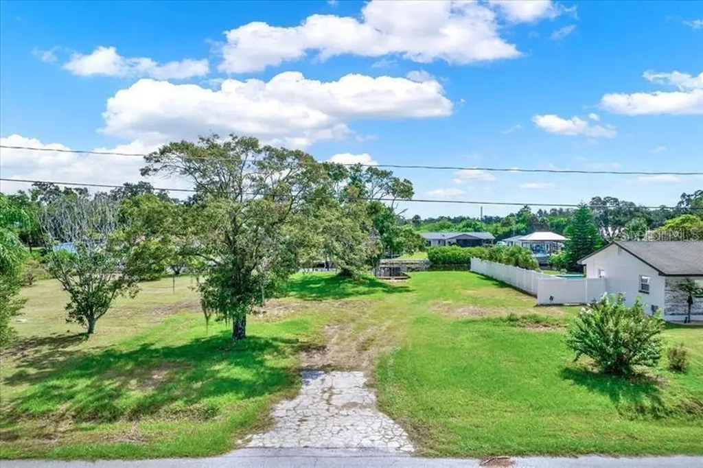 9924 Peninsular Drive Gibsonton FL 33534