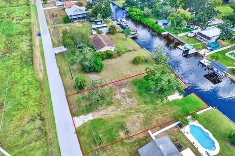 9924 Peninsular Drive Gibsonton FL 33534