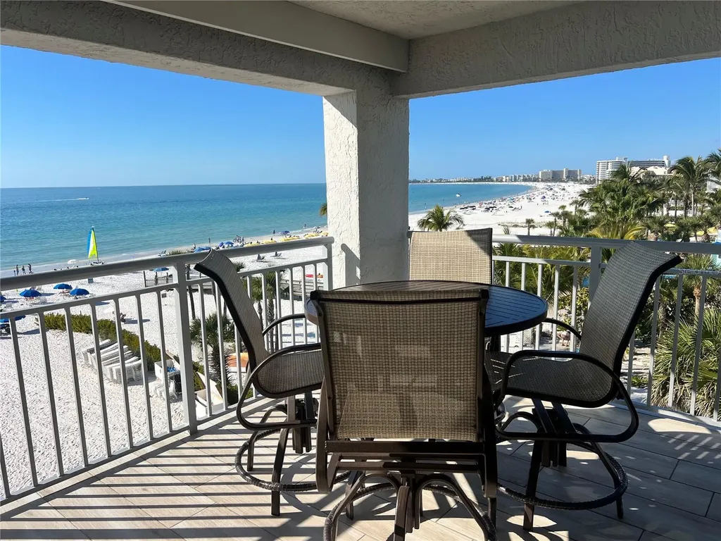 1001 Point Of Rocks Road Sarasota FL 34242
