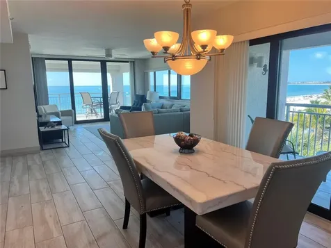 1001 Point Of Rocks Road Sarasota FL 34242