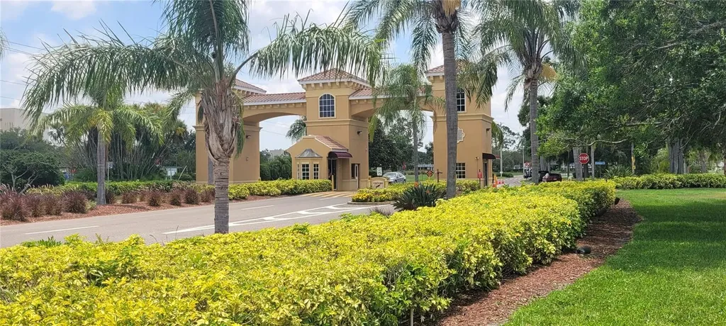834 Tremont Greens Lane Sun City Center FL 33573