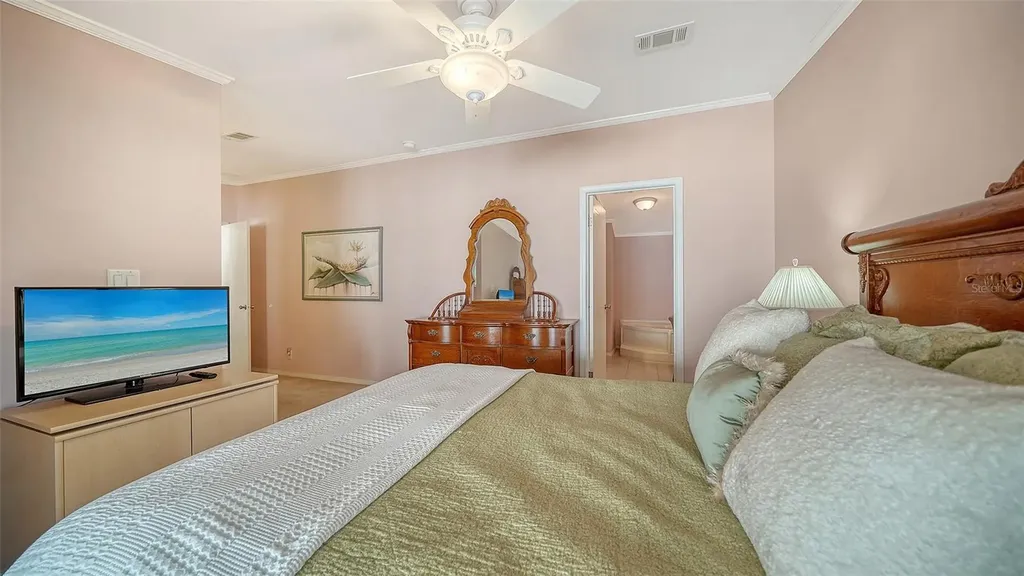 112 Oakwood Boulevard W Sarasota FL 34237