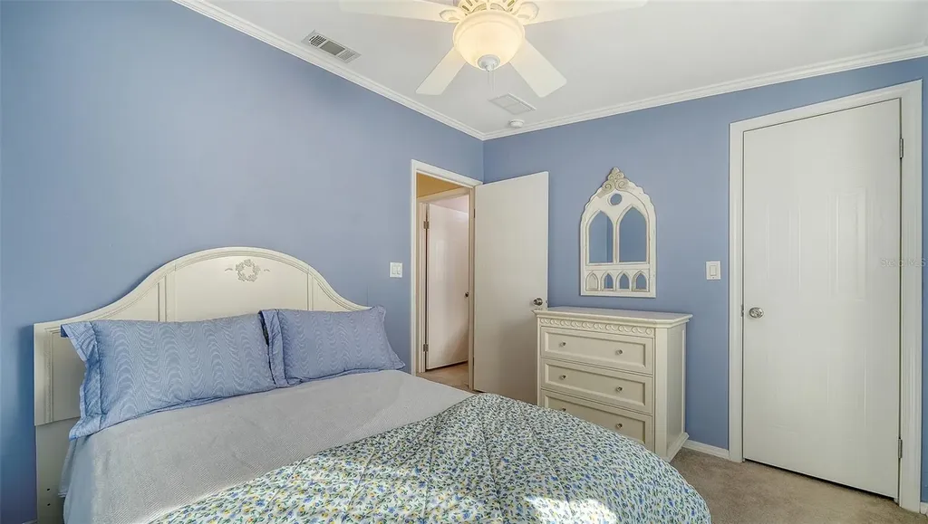 112 Oakwood Boulevard W Sarasota FL 34237