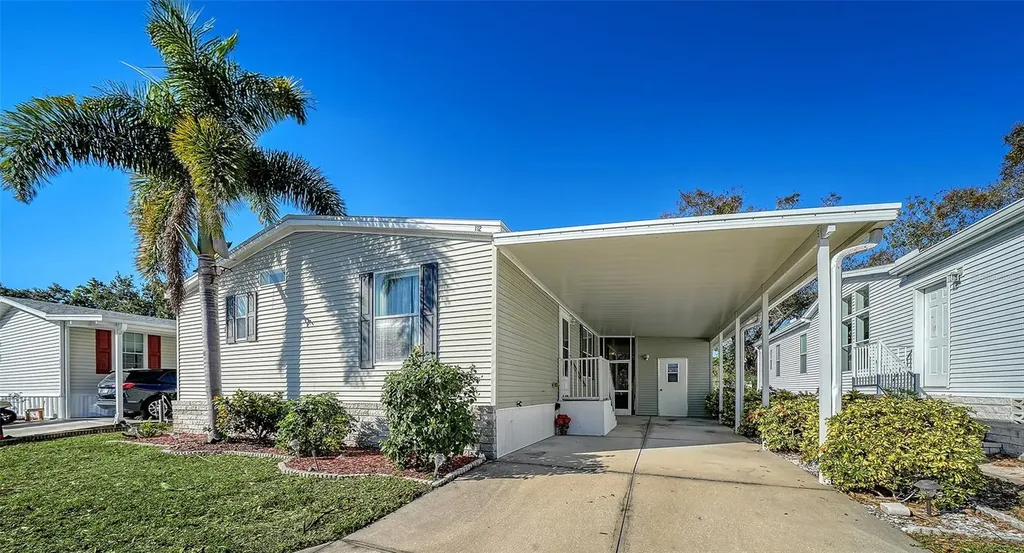 112 Oakwood Boulevard W Sarasota FL 34237