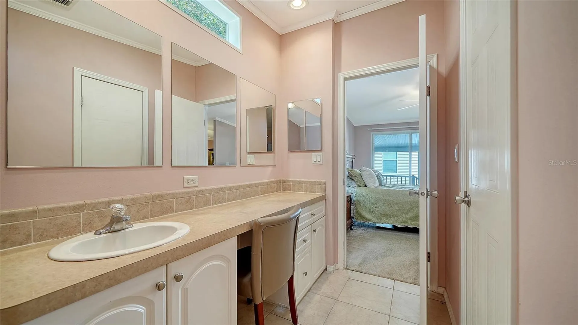 112 Oakwood Boulevard W Sarasota FL 34237
