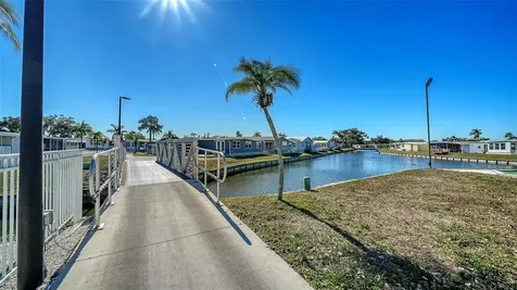 112 Oakwood Boulevard W Sarasota FL 34237
