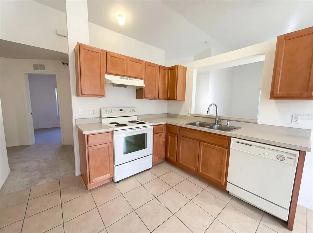 3 W 18th Street Apopka FL 32703