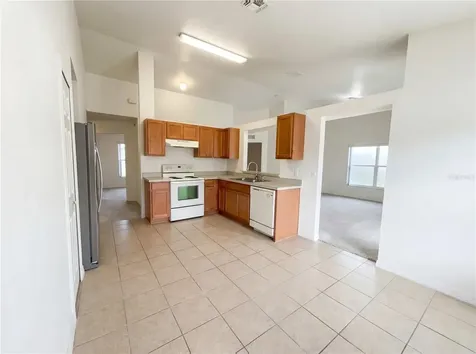 3 W 18th Street Apopka FL 32703