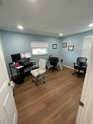 5741 9th Avenue N St Petersburg FL 33710
