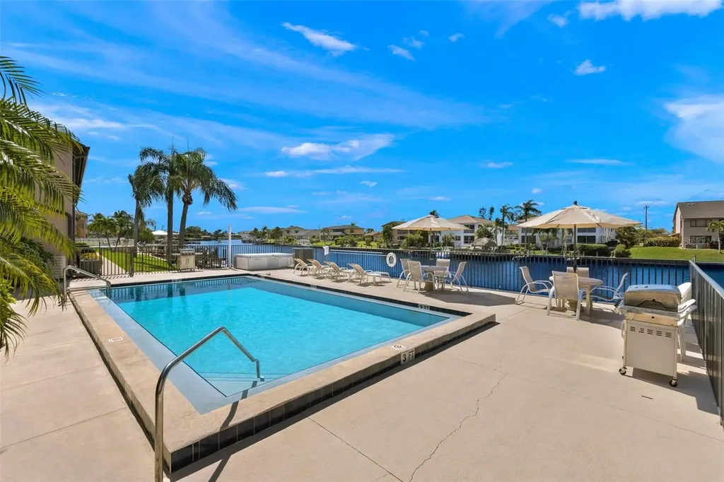 3736 SE 12th Avenue Cape Coral FL 33904