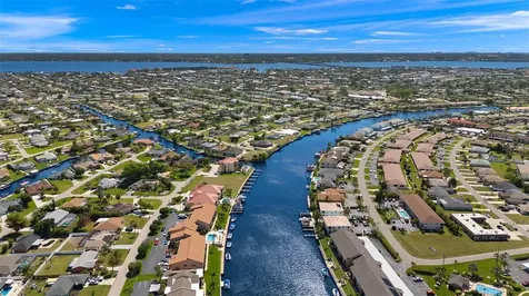 3736 SE 12th Avenue Cape Coral FL 33904