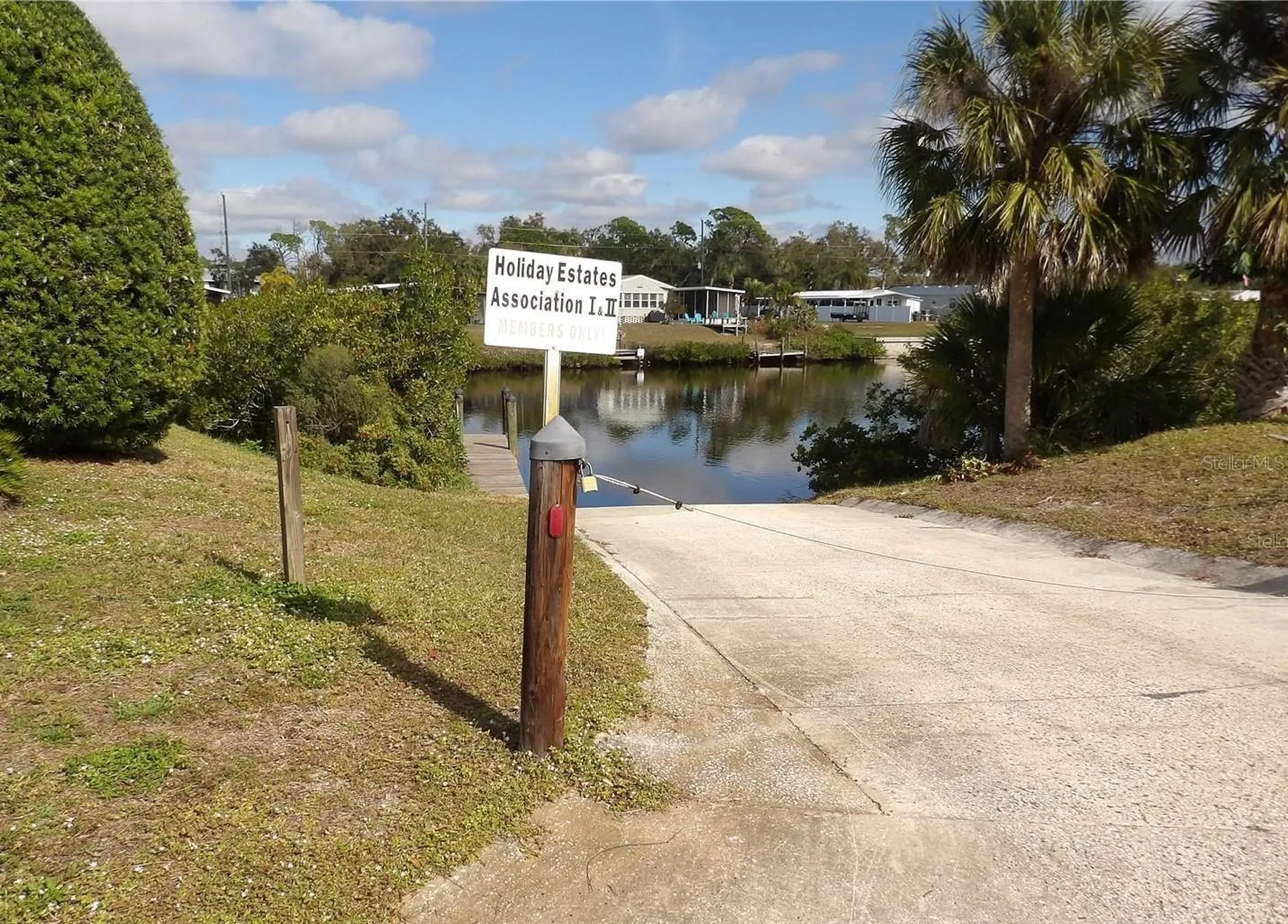 1422 Flamingo Drive Englewood FL 34224