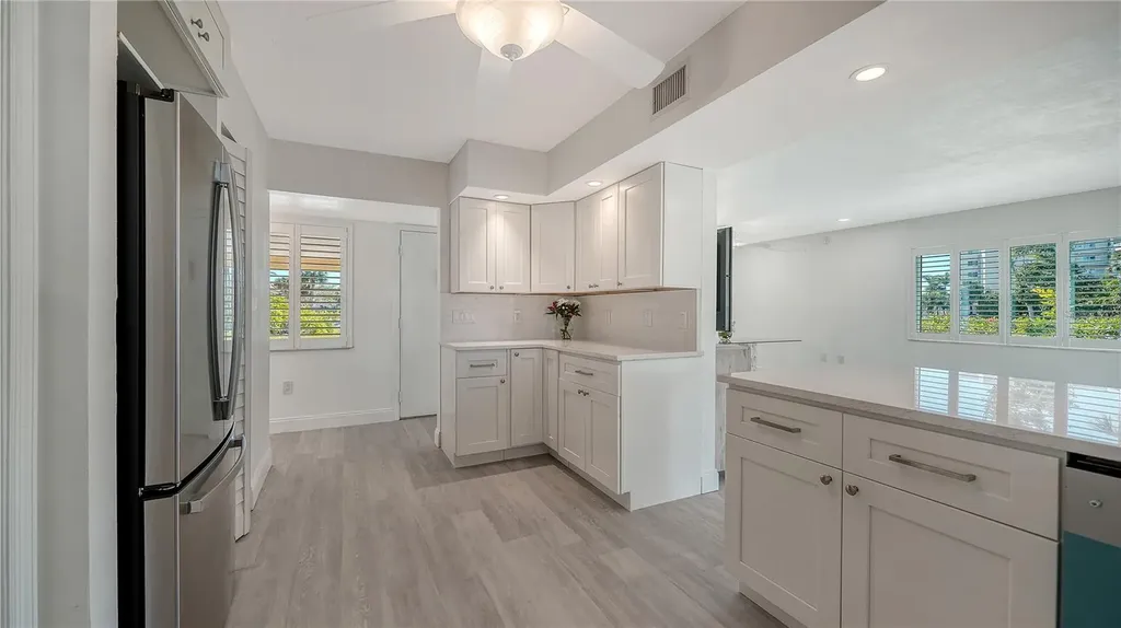 4750 Gulf Of Mexico Drive Longboat Key FL 34228