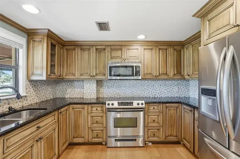 1310 Pelican Creek Crossing St Petersburg FL 33707