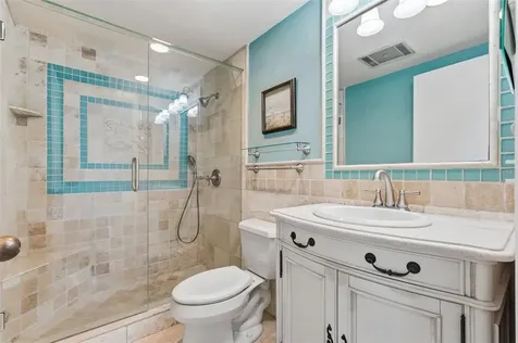 1310 Pelican Creek Crossing St Petersburg FL 33707