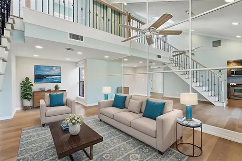 1310 Pelican Creek Crossing St Petersburg FL 33707