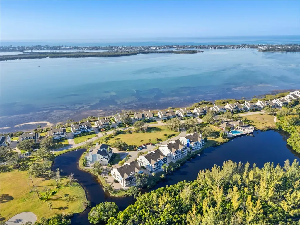 121 Tidy Island Boulevard Bradenton FL 34210