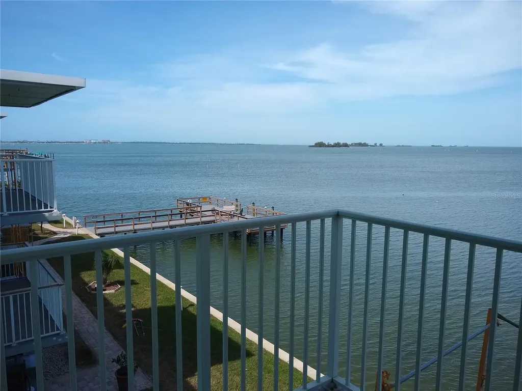 464 N Paula Drive N Dunedin FL 34698