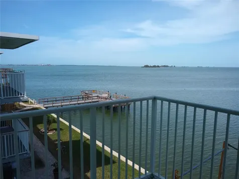 464 N Paula Drive N Dunedin FL 34698