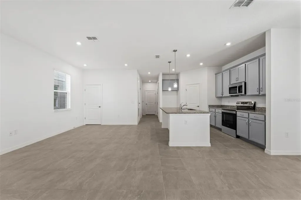 421 Belmond Drive Debary FL 32713