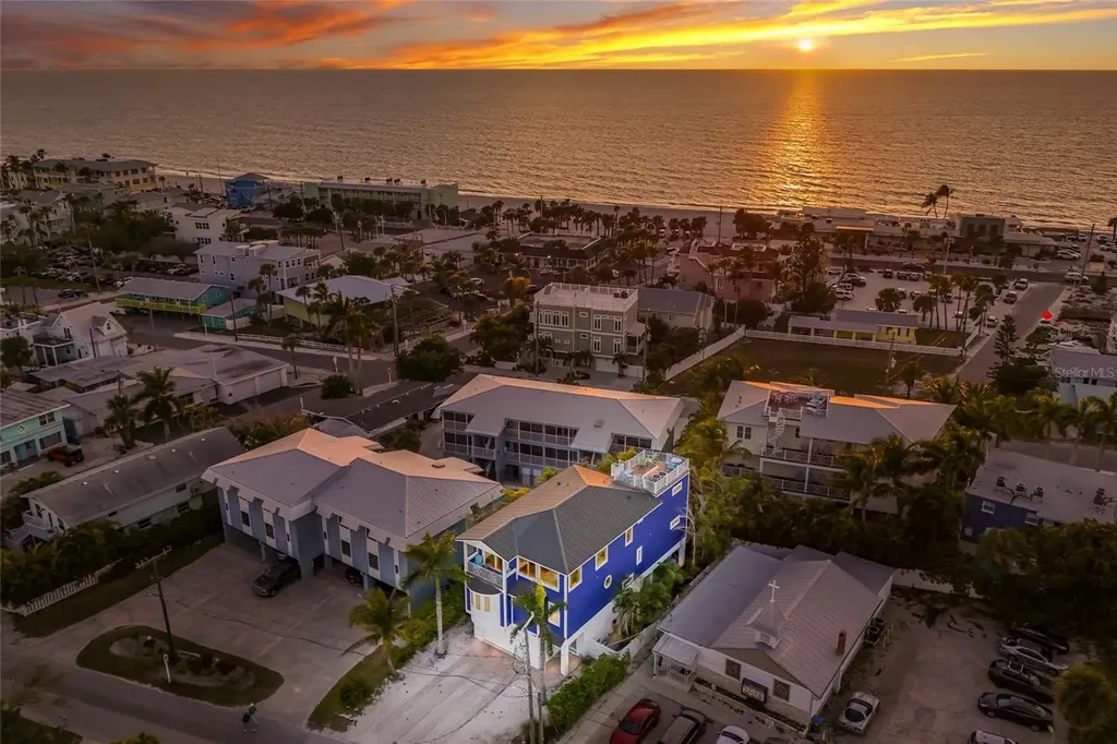 206 Church Avenue Bradenton Beach FL 34217