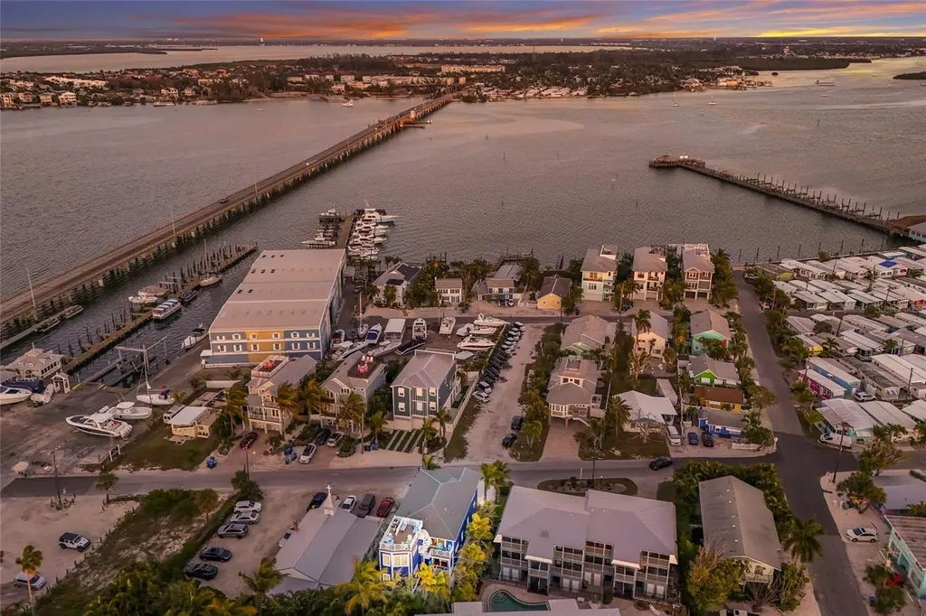 206 Church Avenue Bradenton Beach FL 34217