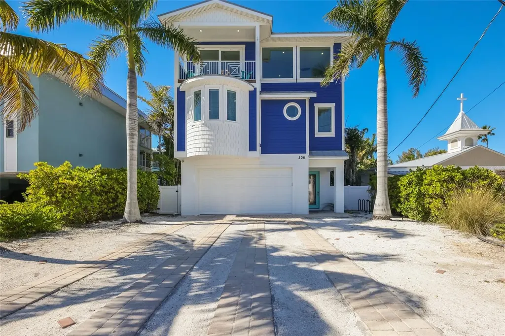 206 Church Avenue Bradenton Beach FL 34217
