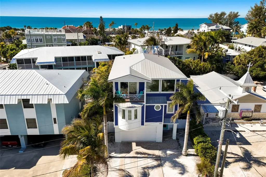 206 Church Avenue Bradenton Beach FL 34217