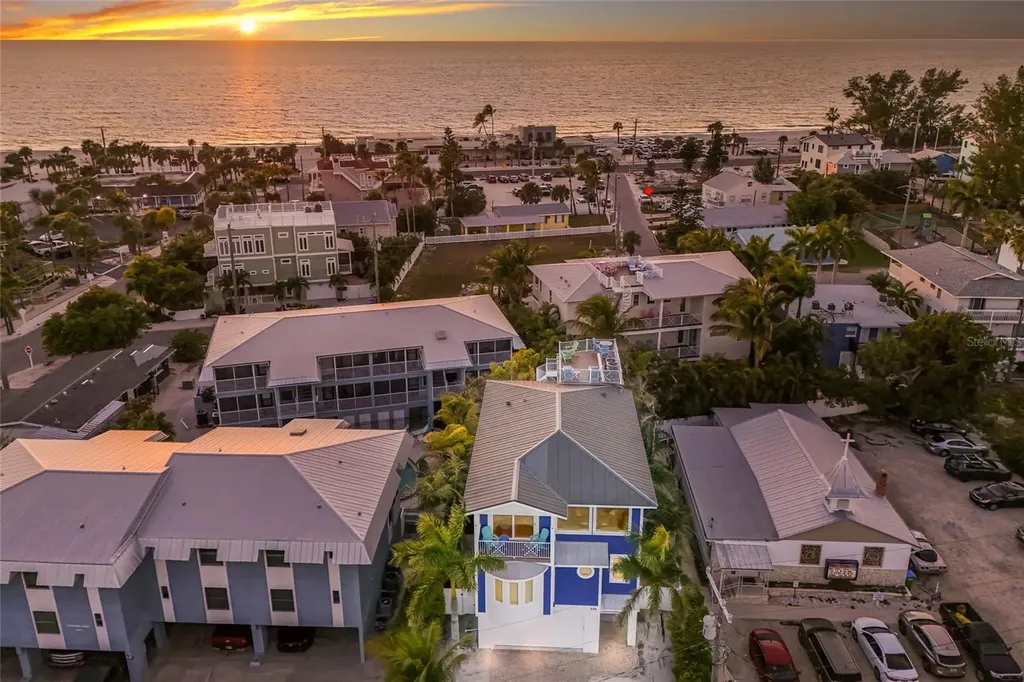 206 Church Avenue Bradenton Beach FL 34217