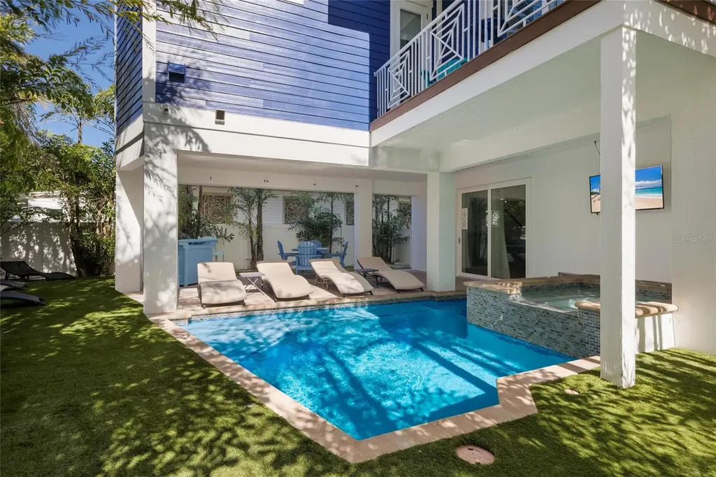 206 Church Avenue Bradenton Beach FL 34217