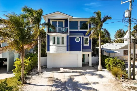 206 Church Avenue Bradenton Beach FL 34217
