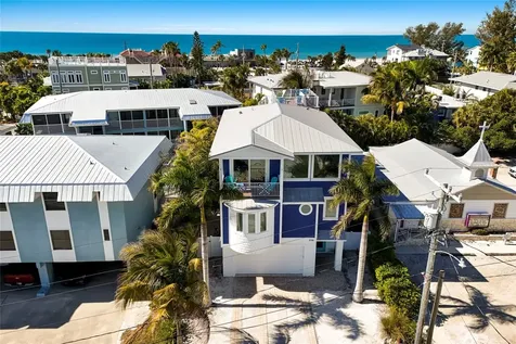206 Church Avenue Bradenton Beach FL 34217