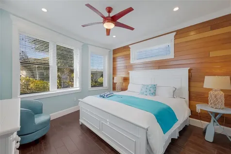 206 Church Avenue Bradenton Beach FL 34217