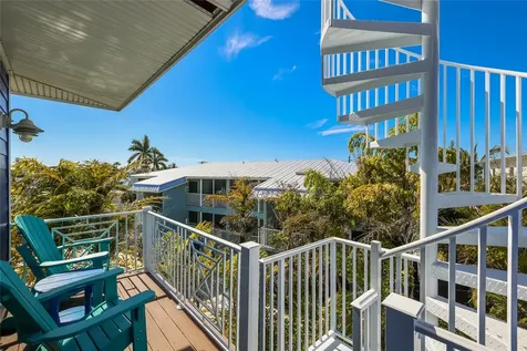 206 Church Avenue Bradenton Beach FL 34217