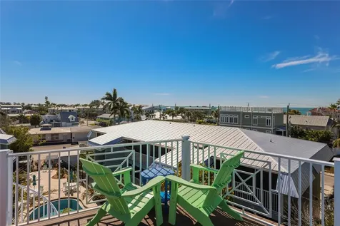 206 Church Avenue Bradenton Beach FL 34217