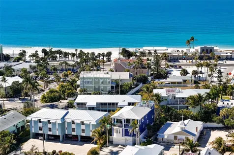 206 Church Avenue Bradenton Beach FL 34217