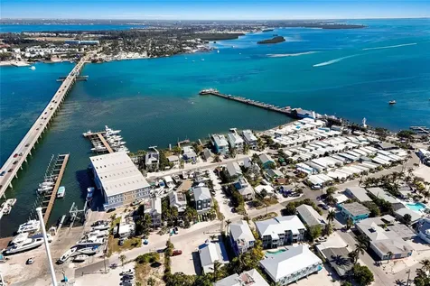 206 Church Avenue Bradenton Beach FL 34217