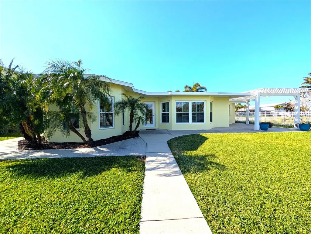 309 Buttonwood Lane Largo FL 33770