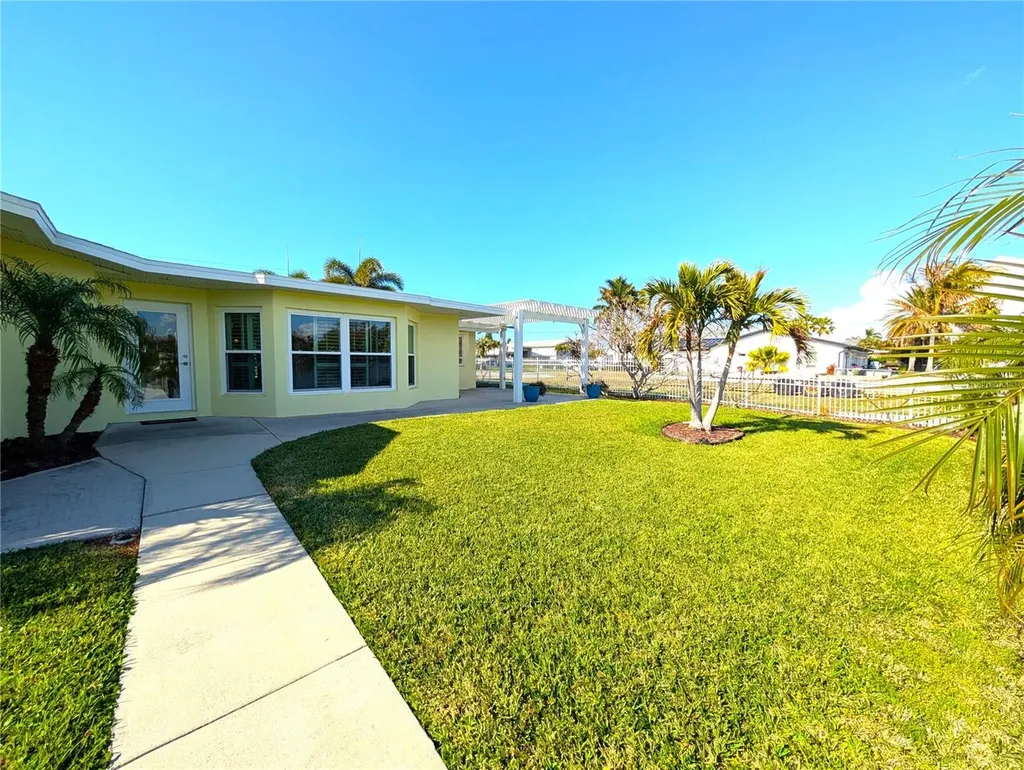 309 Buttonwood Lane Largo FL 33770