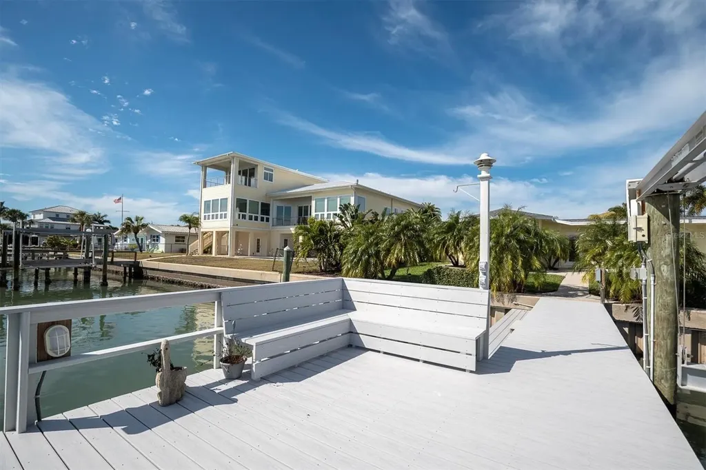309 Buttonwood Lane Largo FL 33770