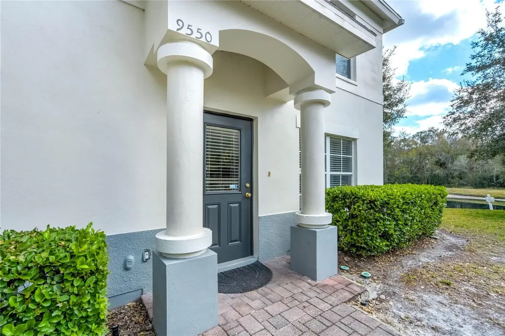 9550 Charlesberg Drive Tampa FL 33635