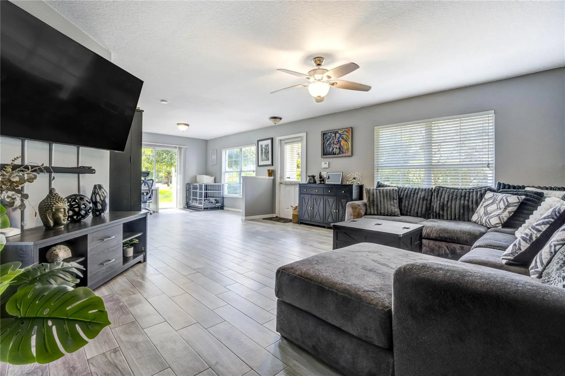 9550 Charlesberg Drive Tampa FL 33635