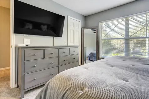 9550 Charlesberg Drive Tampa FL 33635