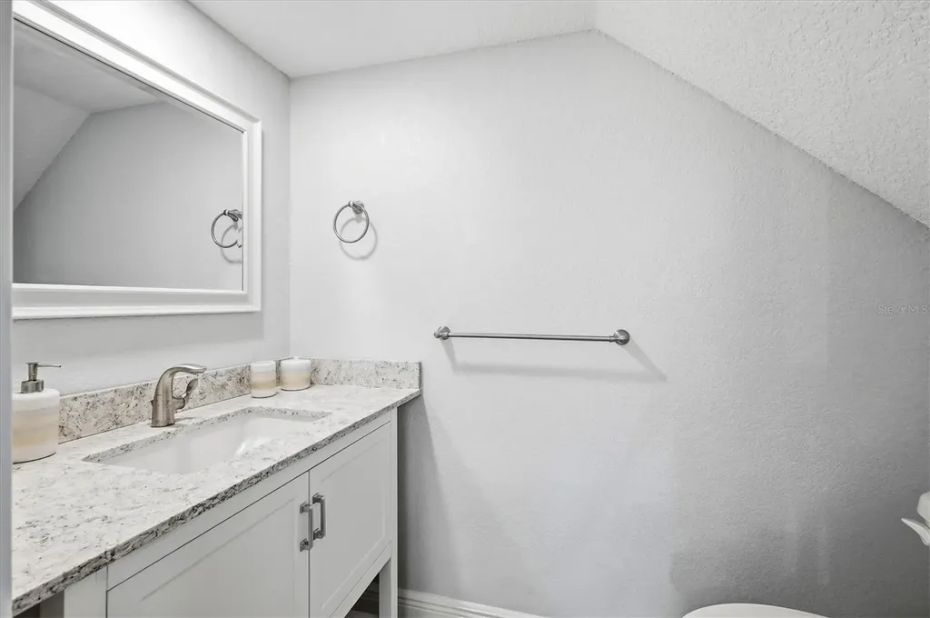 1201 E Peppertree Drive Sarasota FL 34242