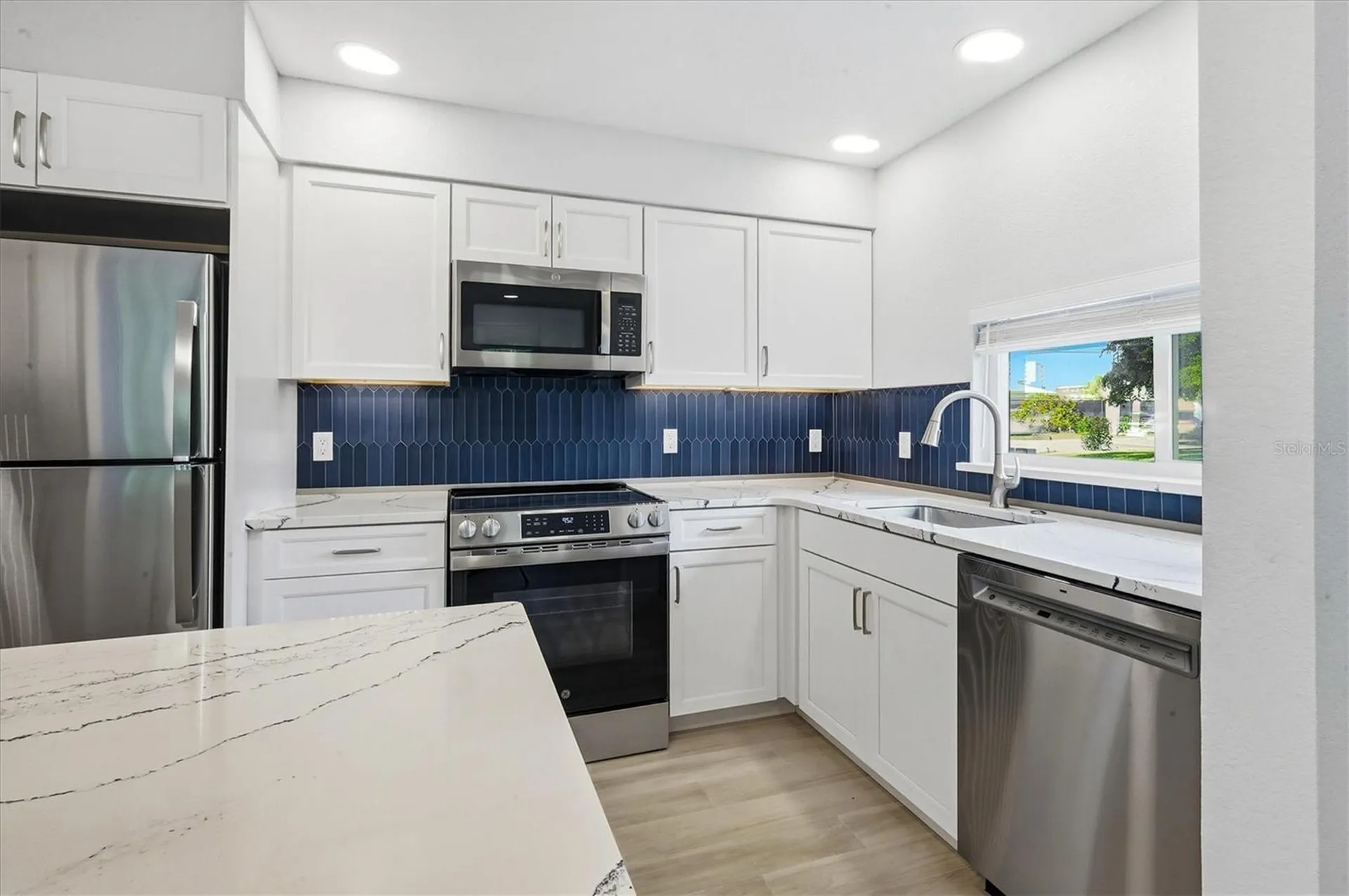 1201 E Peppertree Drive Sarasota FL 34242